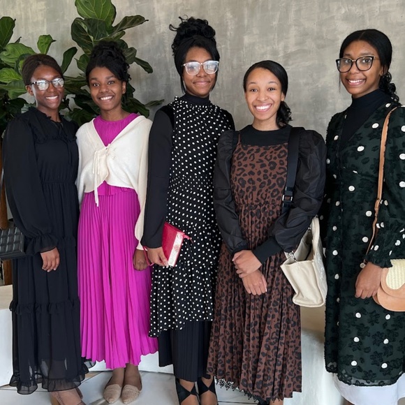 β’meet meβ’ - Picture 5 of 9